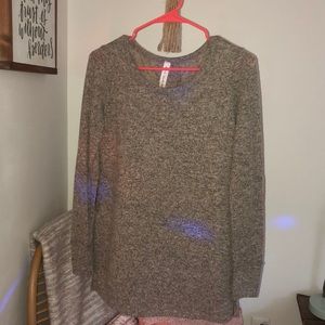 gray vanilla bay sweater